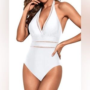 TEMPT ME women’s white V plunge One Piece cross back Swimsuit size small NWT
